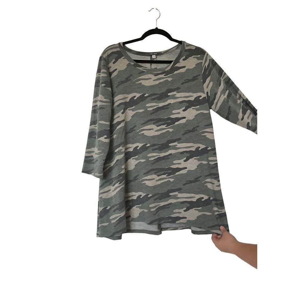 Coin 1804 Camo 3/4 Sleeve Top